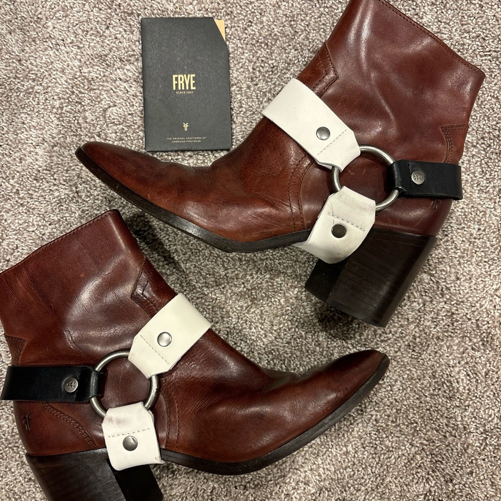 Frye women’s boots size 9M